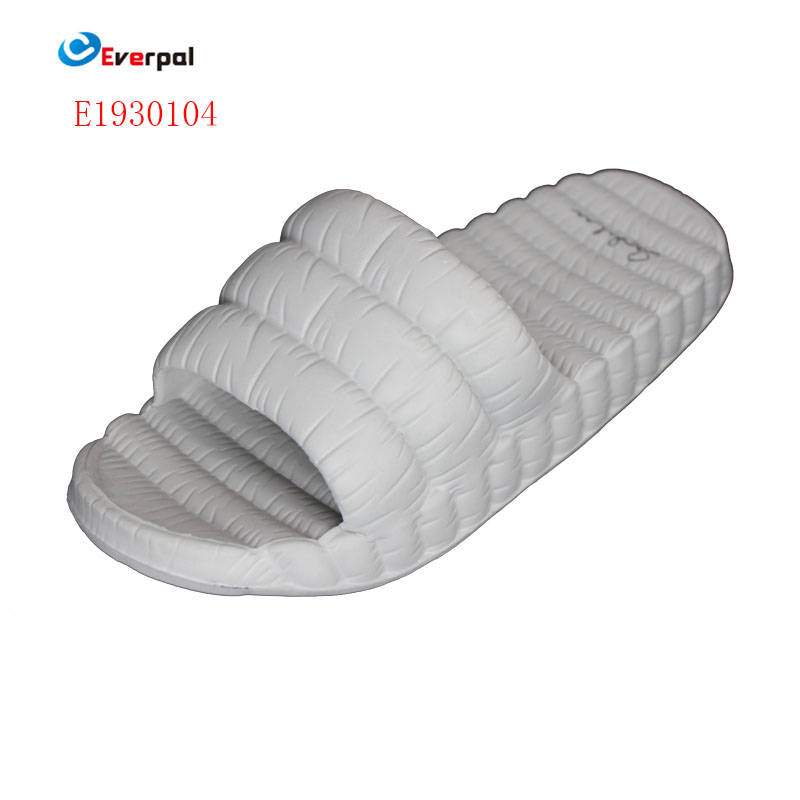 Are Bathroom Slippers Unisex the Ultimate Solution for Comfort, Hygiene, and Everyday Versatility