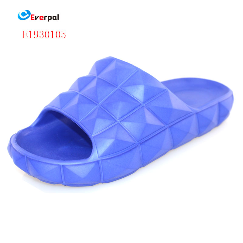 Why Are Shower Slides For Men Becoming the Most Essential Footwear Choice for Modern Comfort and Hygiene